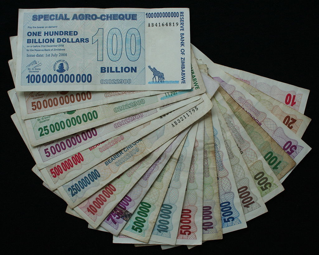 Zimbabwean Quadrillionaires Trade Their Currency For U S Dollars zimbabwean-quadrillionaires-trade-their-currency-for-u-s-dollars