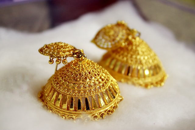 gold jewellery